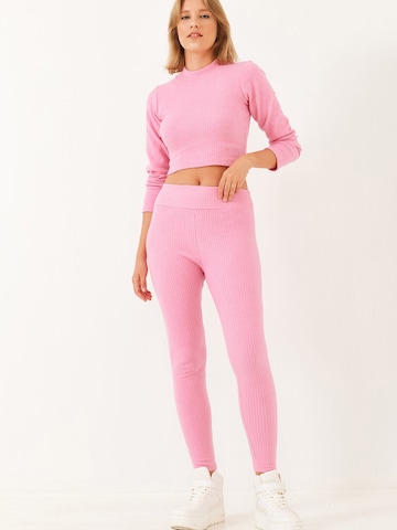 Pantalons de tailleur Bianco Lucci en rose : devant
