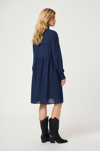 Cream Kleid in Blau