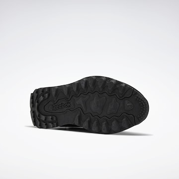 Reebok Sneaker in Schwarz