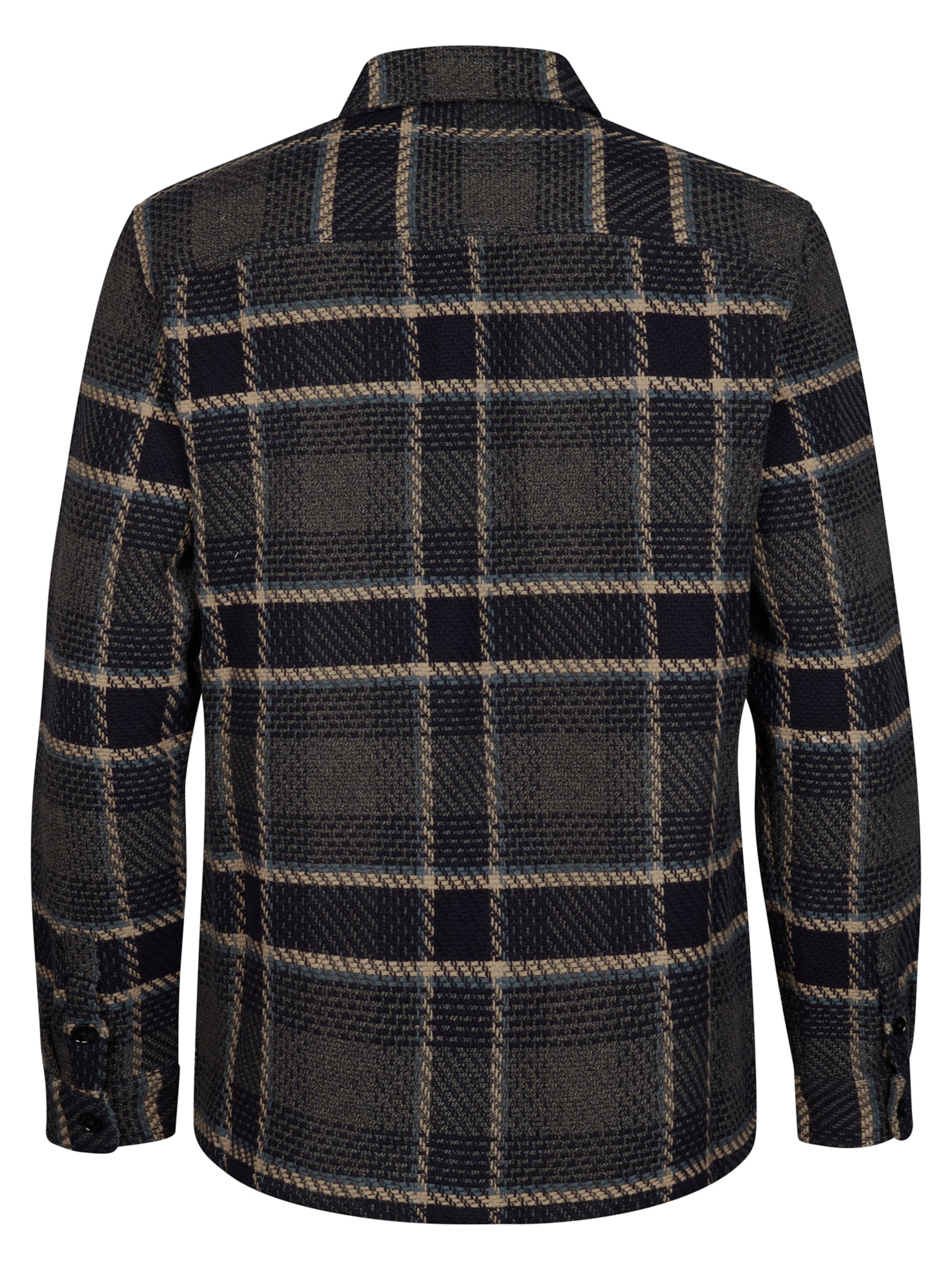 Petrol Industries Regular fit Button Up Shirt in Green