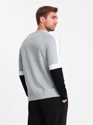 Ombre Sweatshirt 'OM-SSNZ-22FW-003' in Grijs