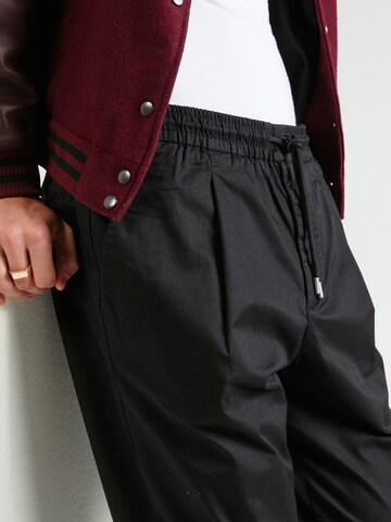 REPLAY Regular Trousers with creases in Black