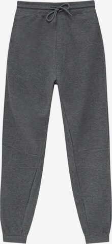 Pull&Bear Tapered Broek in Grijs: voorkant