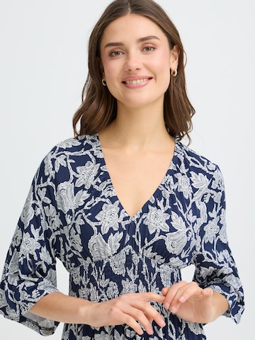 Rochie 'Amy' de la Fransa pe albastru