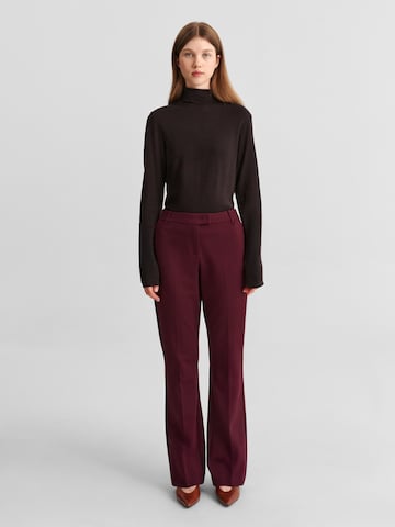regular Pantaloni con piega frontale 'Lauranita' di TATUUM in rosso