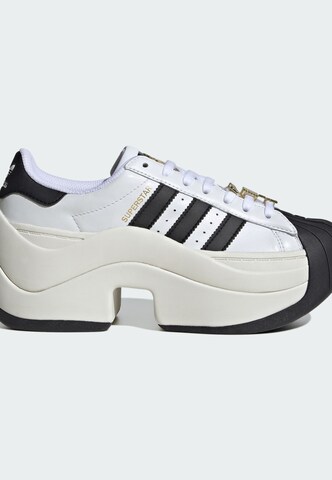Baskets basses 'Superstar Bold' ADIDAS ORIGINALS en blanc