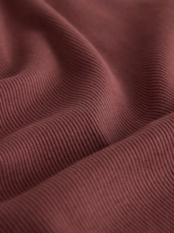 The Set Top | rjava barva