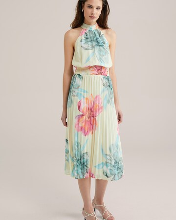 WE Fashion Dress in Yellow: front
