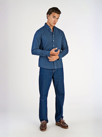 Coupe regular Chemise Lindbergh en bleu