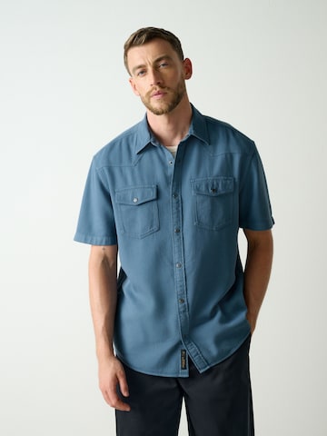 Regular fit Camicia di Next in blu: frontale