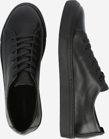 Sneaker bassa di Bianco in nero