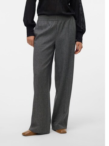 VERO MODA Baggy Trousers 'anni' in Grey: front