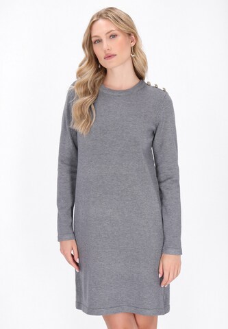 Robes en maille 'Classic' DreiMaster Klassik en gris : devant