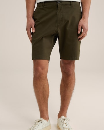 WE Fashion Regular Chino in Groen: voorkant