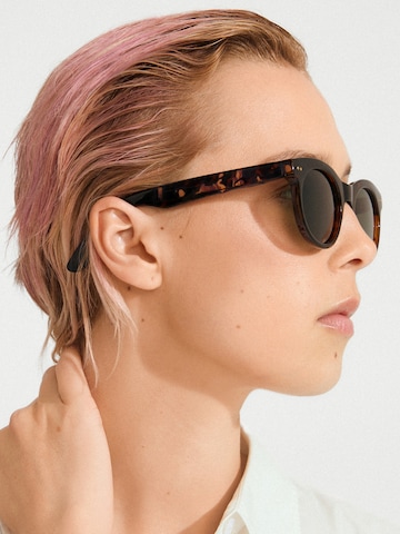 Pilgrim Sunglasses 'Jelena' in Brown