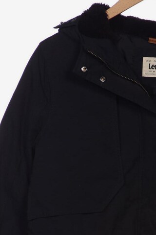 Lee Jacket & Coat in M in Black