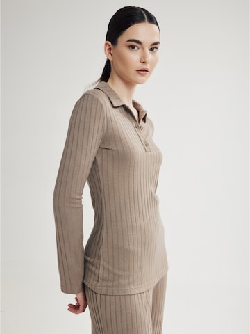 Haut 4TAILORS en marron