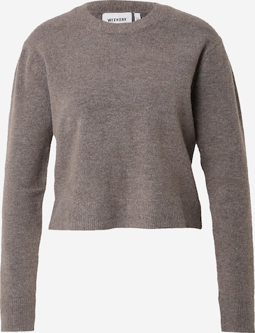 WEEKDAY Sweater in Brown: front