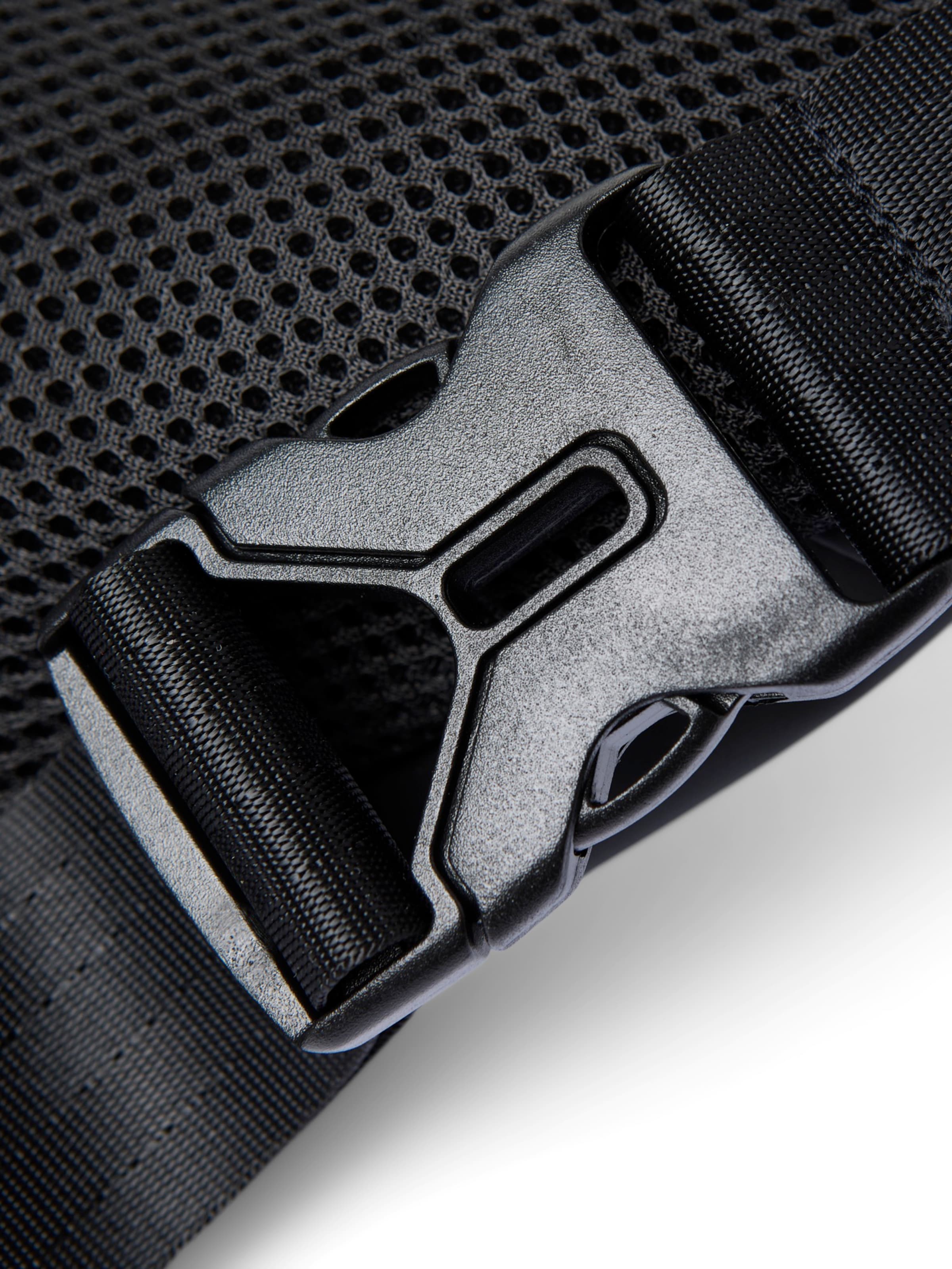 JACK & JONES Belt bag 'JACKaiden' in Black