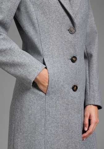 LAURA SCOTT Wintermantel in Grau