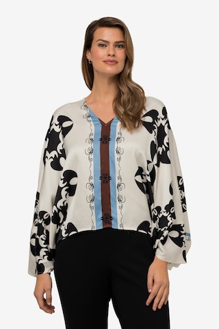 Ulla Popken Blouse in White: front