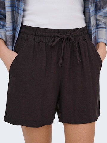 JDY Loosefit Shorts 'JDYSAY' in Braun
