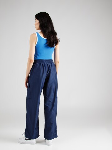 Regular Pantalon cargo Nike Sportswear en bleu