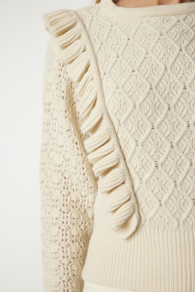 Happiness İstanbul Pull-over en crème, Vue avec produit