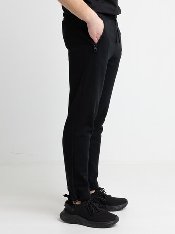 BIG STAR Regular Hose 'Artisp' in Schwarz