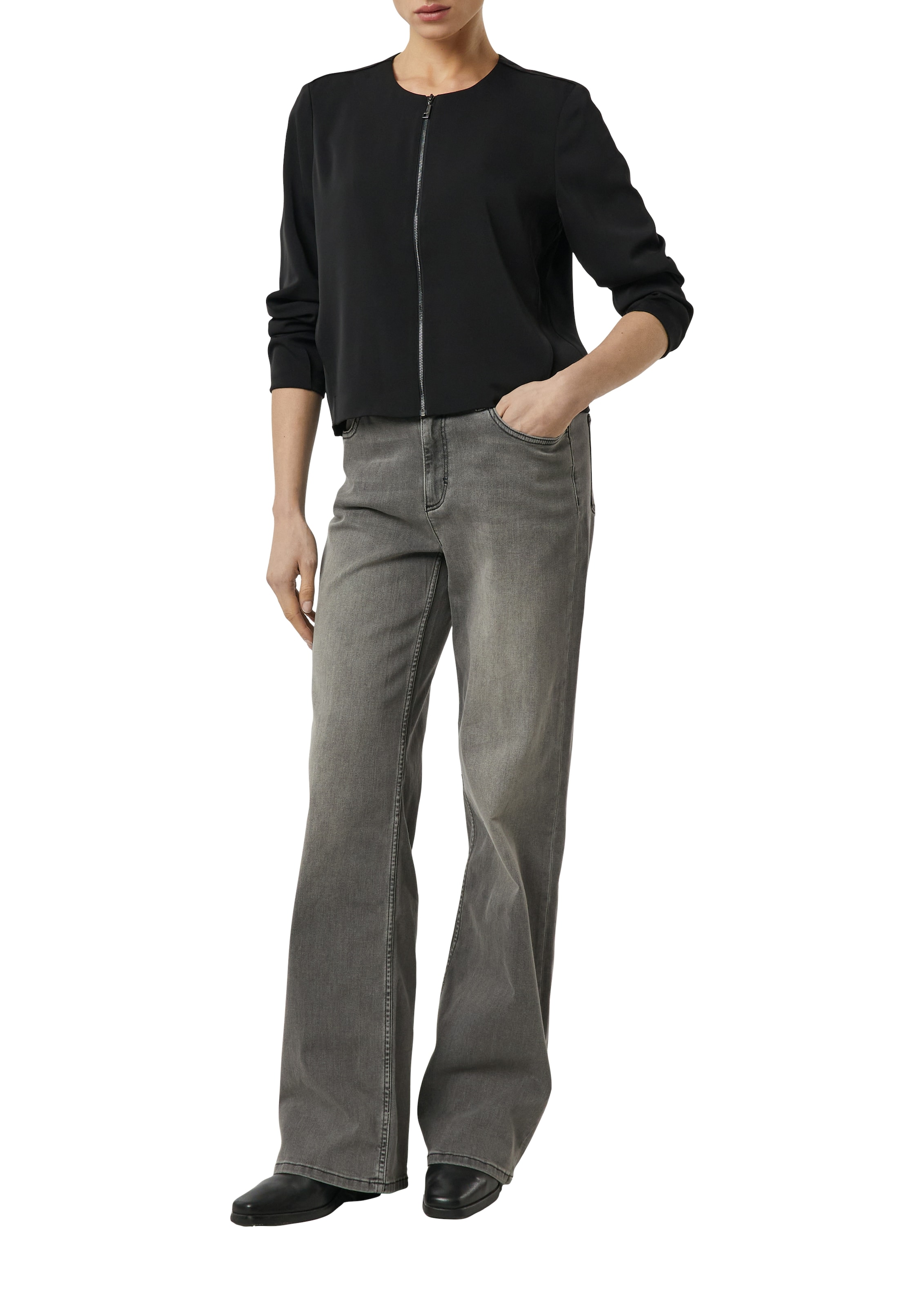 COMMA Between-season jacket in Black