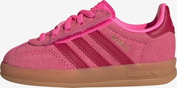 ADIDAS ORIGINALS - Sapatilhas 'Gazelle' em rosa: frente