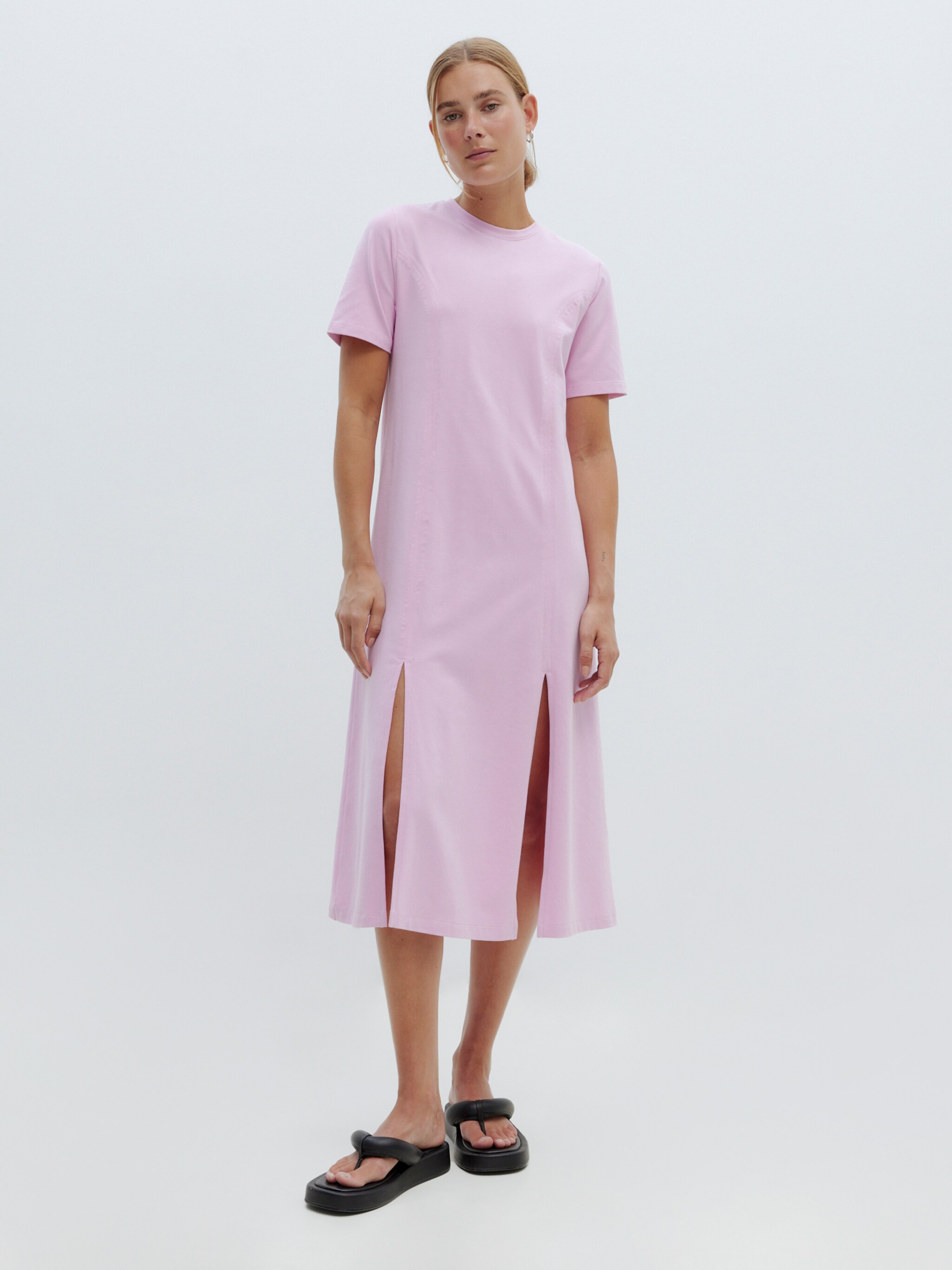 EDITED Produits Robe 'Nadia' lavande