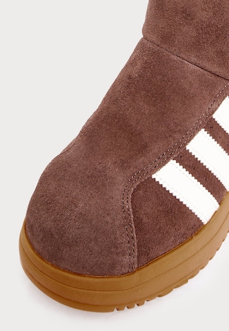 ADIDAS ORIGINALS Snowboots 'Campus 00s' in Braun