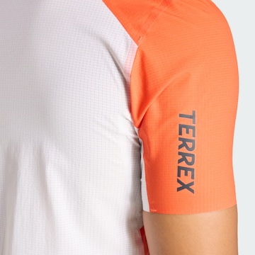 T-Shirt fonctionnel 'Xperior Pro' ADIDAS TERREX en blanc