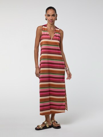 Lola Casademunt - Vestido de verão em rosa: frente