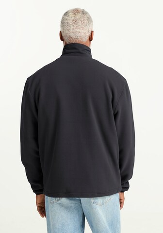 JACK WOLFSKIN Athletic Fleece Jacket in Black