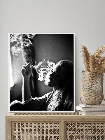 Liv Corday Bild  'Smoking Ideas' in Weiß