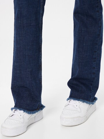 COMMA Regular Jeans in Blau