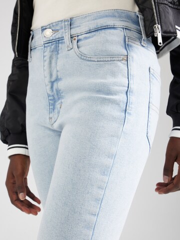 Coupe slim Jean 'SYLVIA HIGH RISE SKINNY' Tommy Jeans en bleu