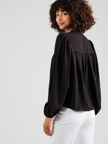 SELECTED Blouse 'SLFKATERINE' in Zwart