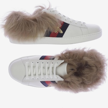 Gucci Sneakers & Trainers in 40 in White: front