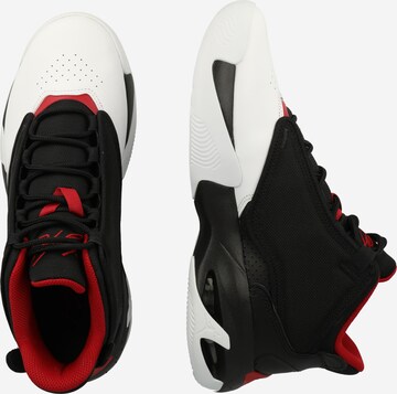 Jordan Urheilukengät 'Jordan Max Aura 4' värissä musta