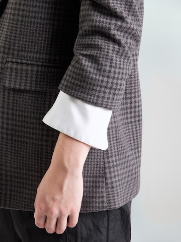 VERO MODA Блейзер 'VMFRYD' в Серый