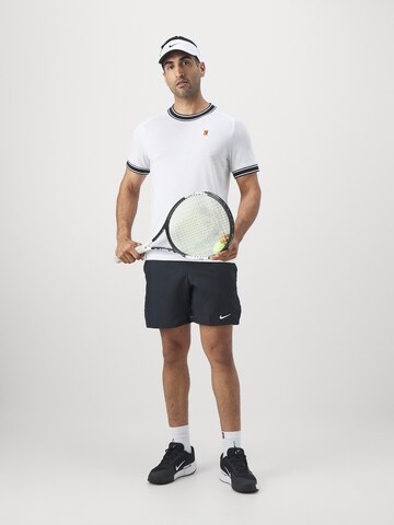 NIKE Λειτουργικό μπλουζάκι 'HERITAGE' σε λευκό