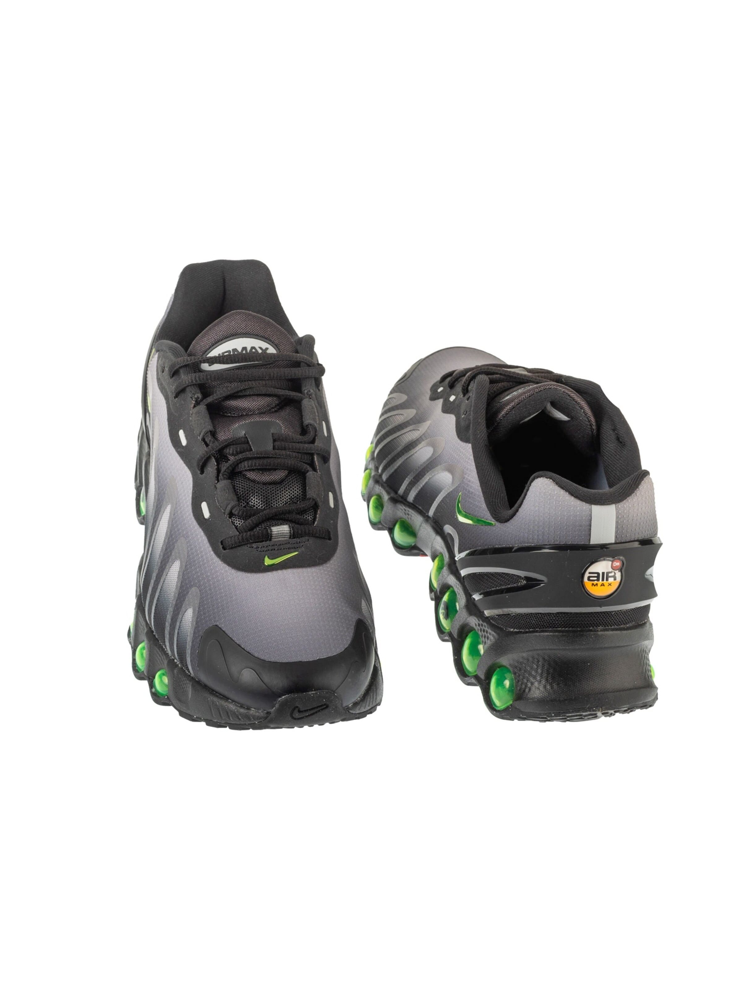 NIKE Sneakers 'AIR MAX DN8' in Black