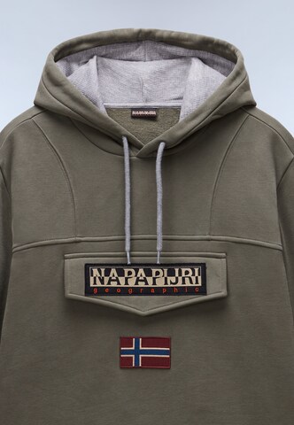 NAPAPIJRI Суичър 'Burgee Wint 4' в зелено