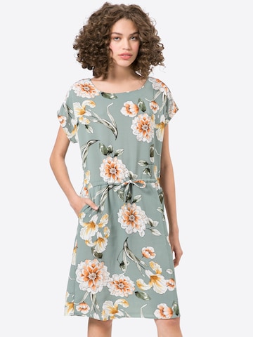 Rochie 'Nova' de la ONLY pe verde: față