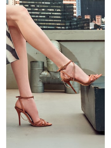 Derimod Strap sandal in Bronze