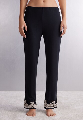 INTIMISSIMI Pyjamahose in Schwarz: Vorderseite