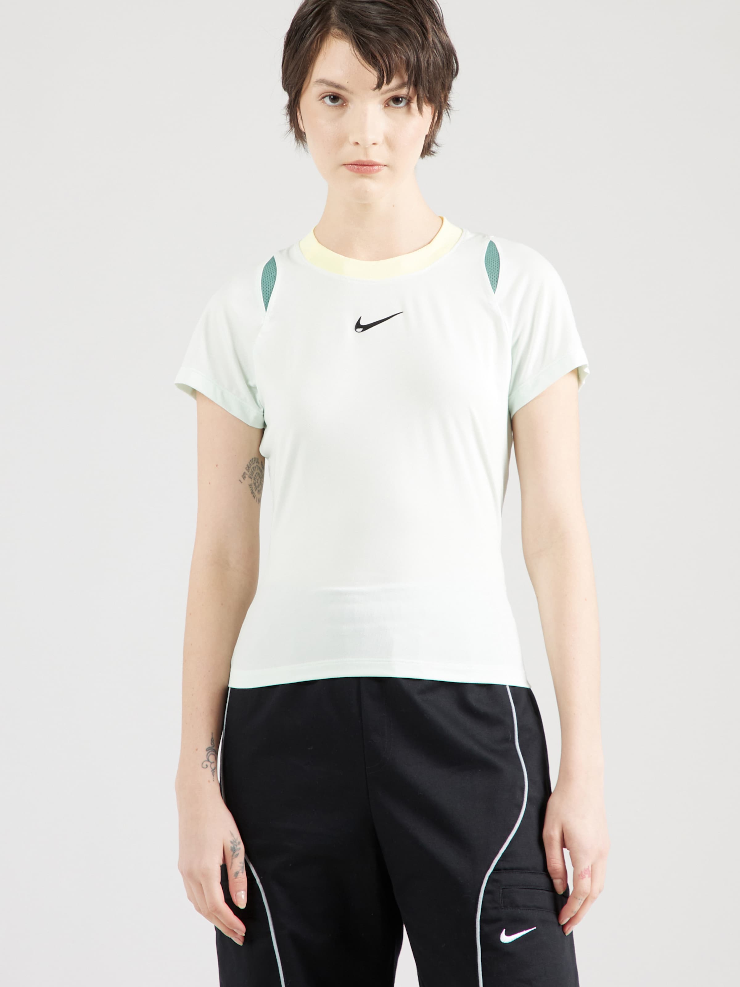 Nike performance tee court hotsell